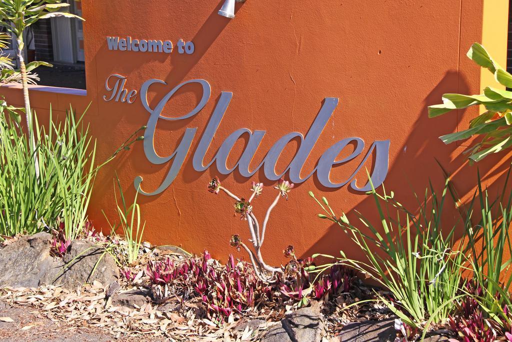 Glades Motor Inn Central Coast Exterior photo