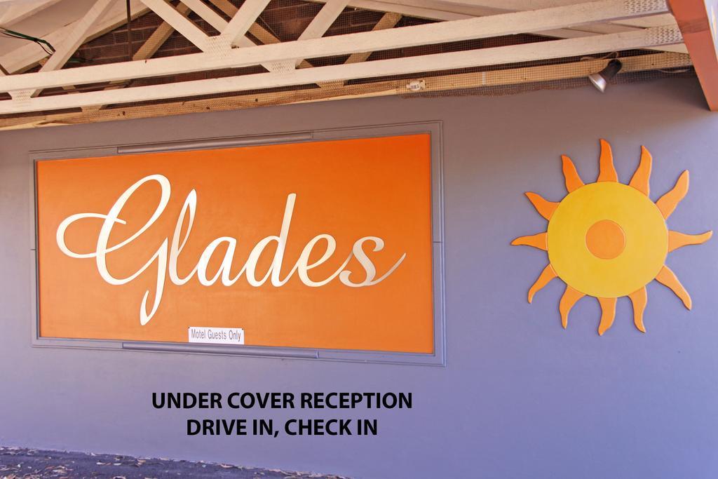 Glades Motor Inn Central Coast Exterior photo
